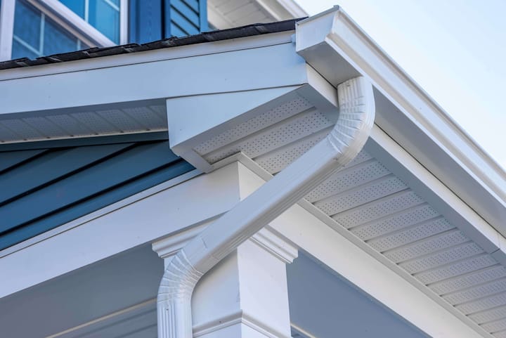 Cheap and durable vinyl gutters installation in Louisville